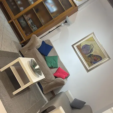 Apartamento Monolocale In Piazza Isolo