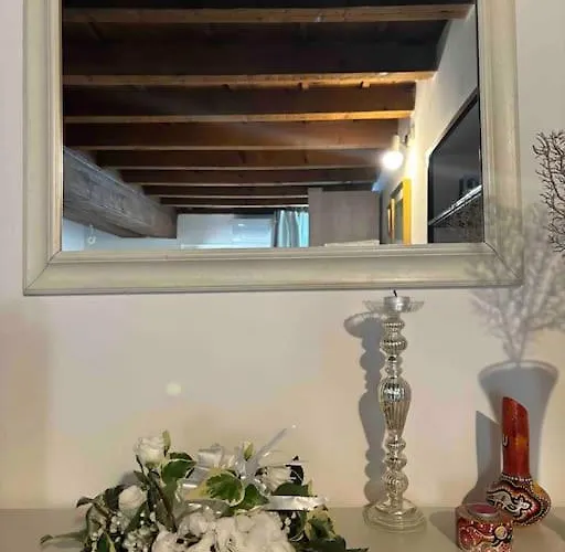 Monolocale Piazza Isolo Vérone